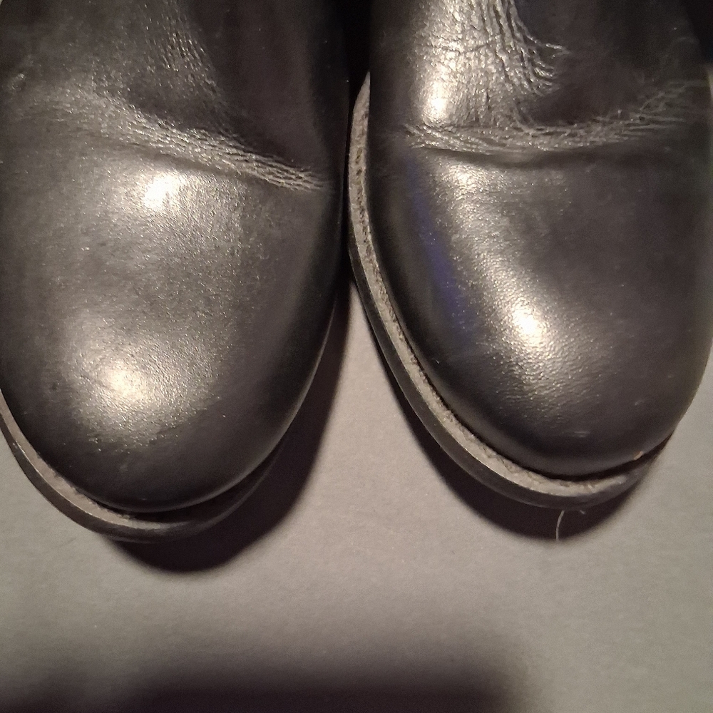 Womens Black Leather Zip-Up Boots With Silver Buckle Accents Size 8 - Picture 6 of 7